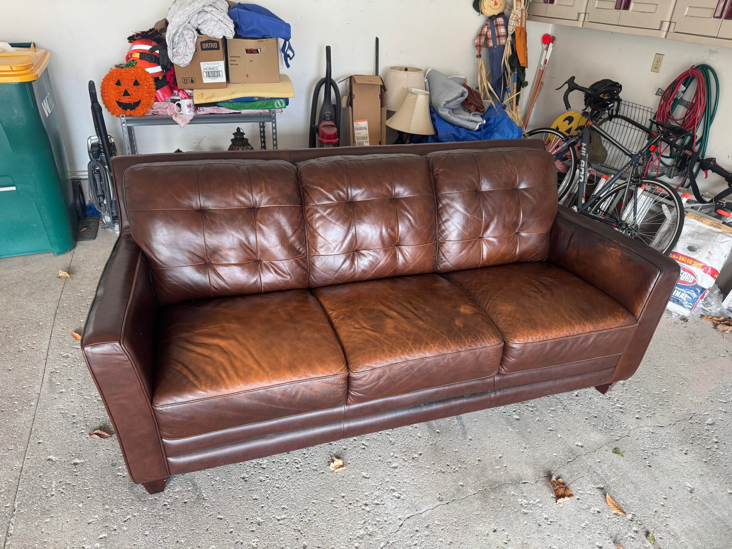 how to restore cracked leather photo